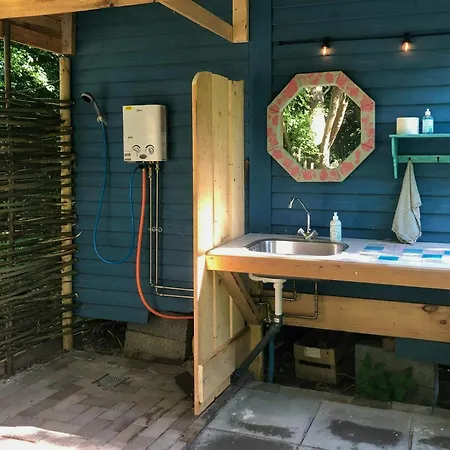 Tiny House In The Middle Of Nature Near Præstø